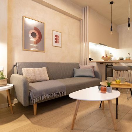 Apo-Zachari Elegant Apartment Larissa Exterior photo